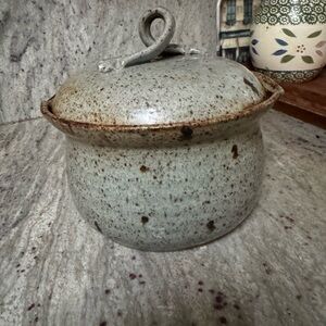 Speckled Ceramic Lidded Crock Pottery